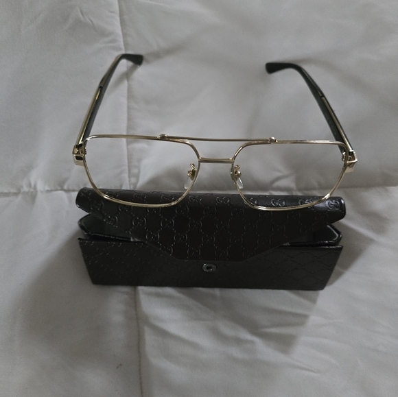 2 Authentic Gucci glass frame - Picture 4 of 8